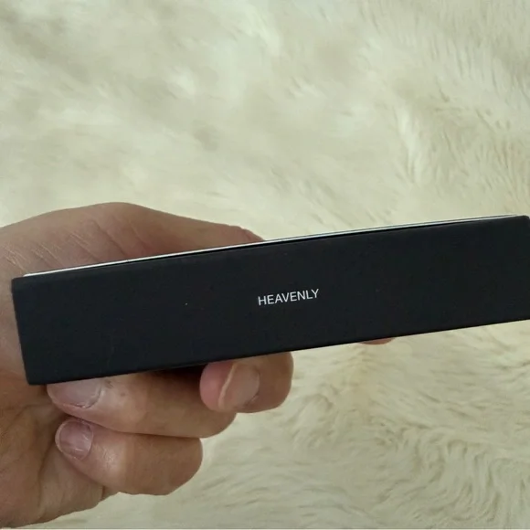 NARS Light Reflecting Luminizing Powder new in box - Picture 5 of 6